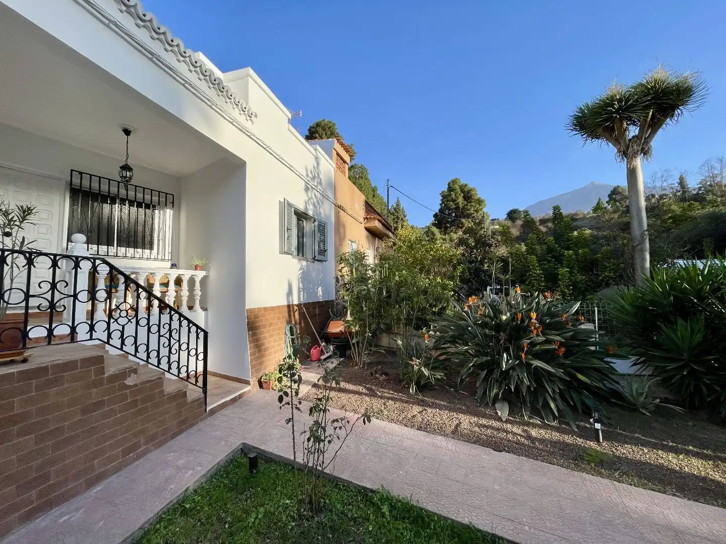 Vista exterior de Casa o xalet en venda en La Guancha amb Terrassa
