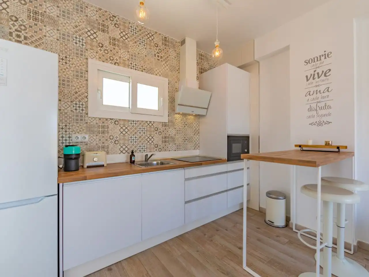 Küche von Dachboden zur Miete in Tarifa mit Terrasse