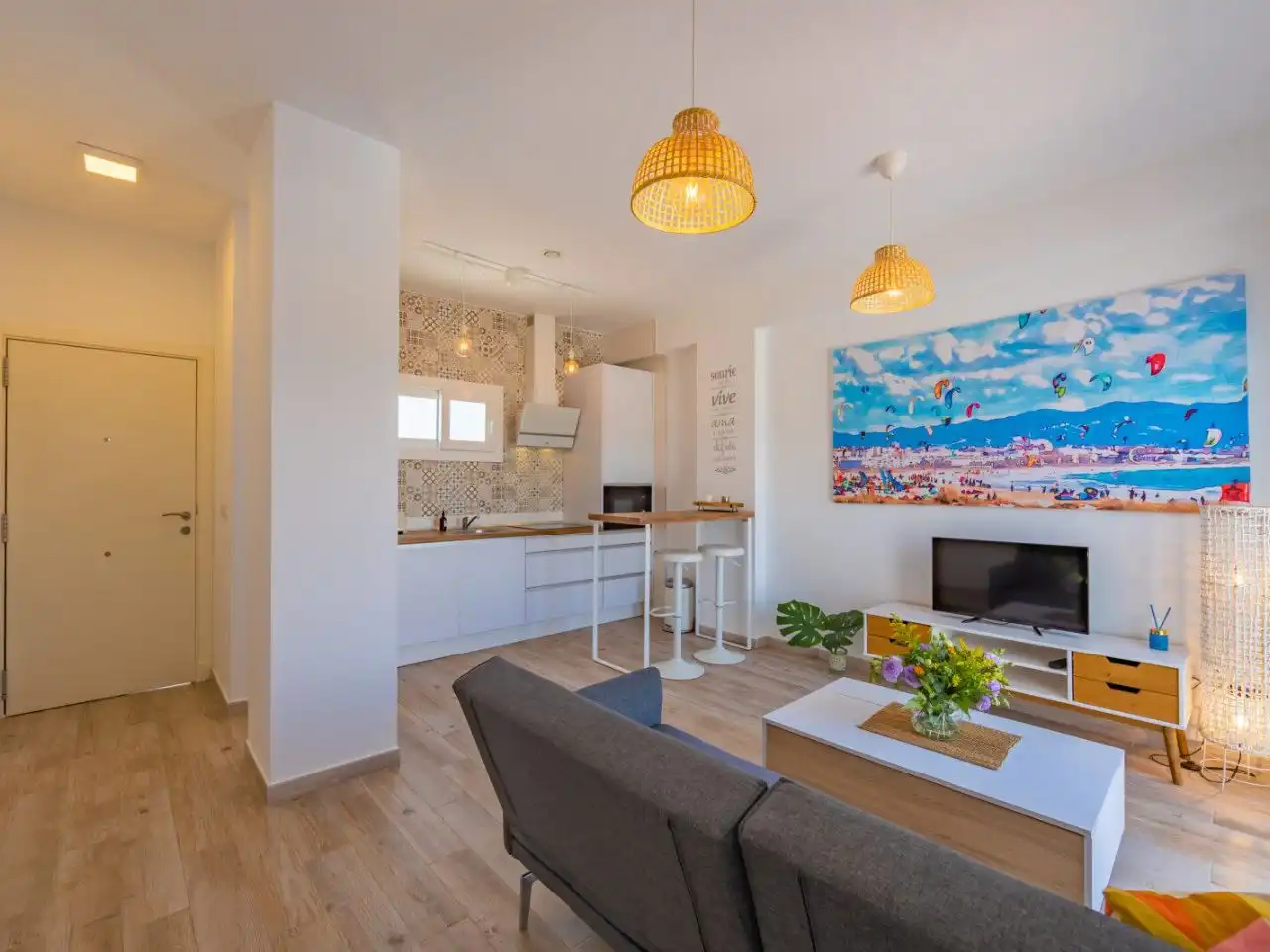 Wohnzimmer von Dachboden zur Miete in Tarifa mit Terrasse