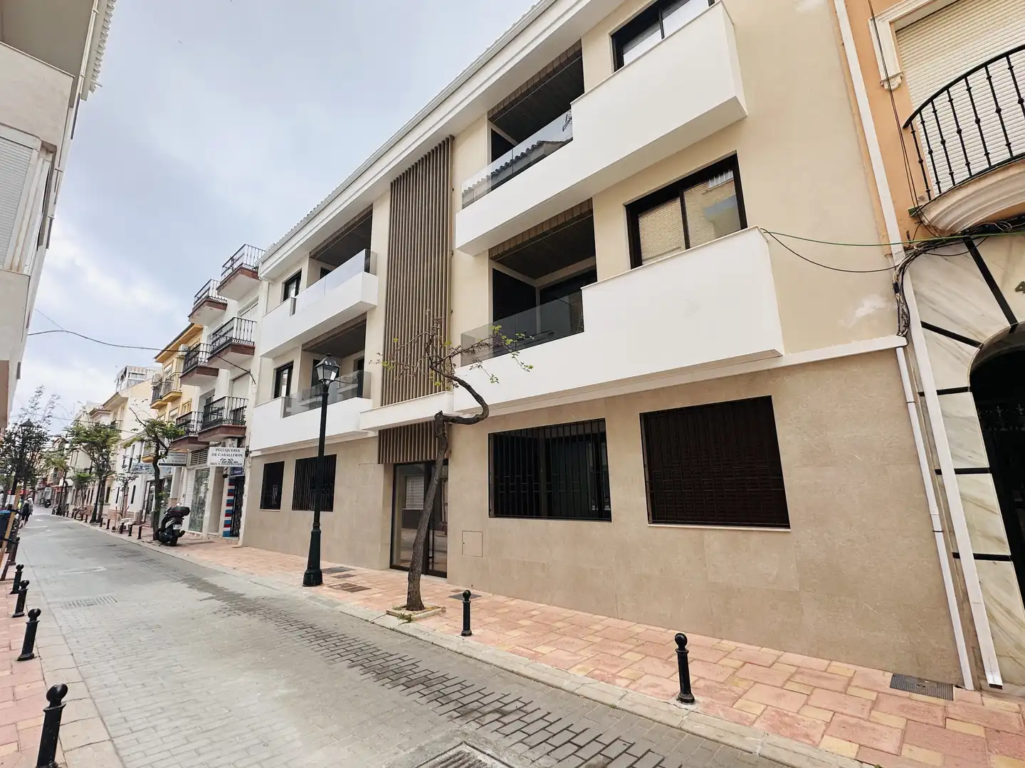 Flat for rent in Calle Troncón, 37, Puerto Deportivo Exterior view of Flat for rent in Fuengirola with Air Conditioner, Heating and Terrace