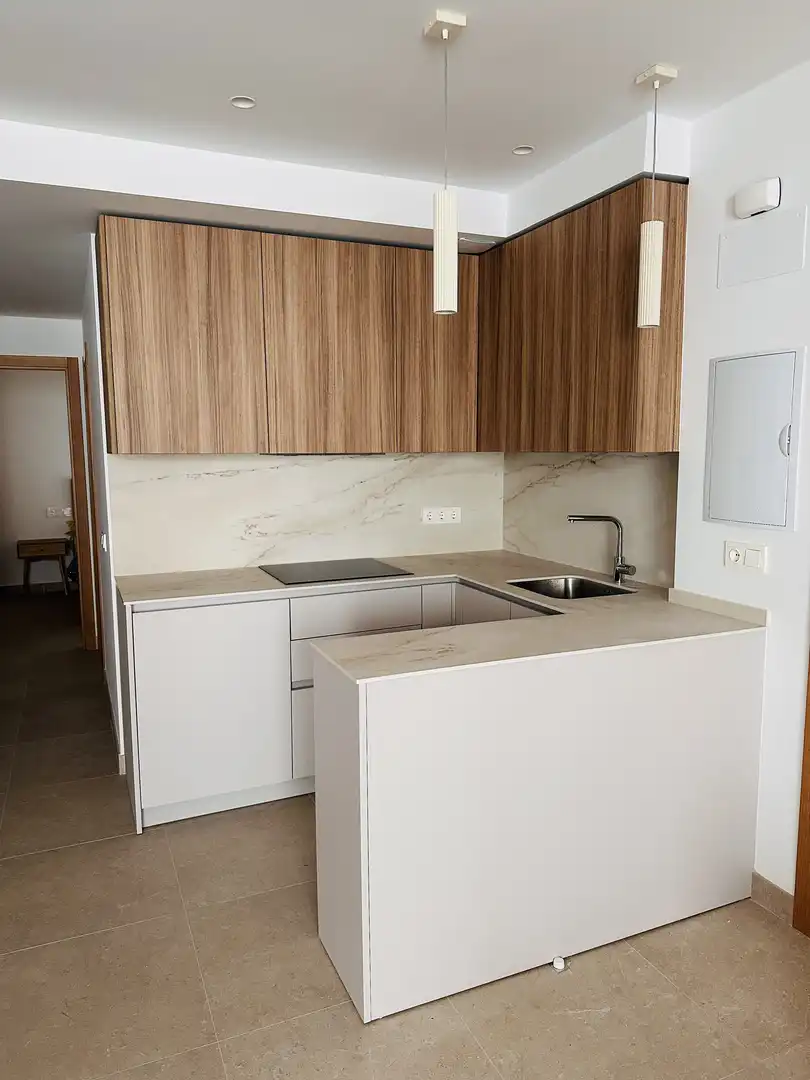 Flat for rent in Calle Troncón, 37, Puerto Deportivo Kitchen of Flat for rent in Fuengirola with Air Conditioner, Heating and Terrace