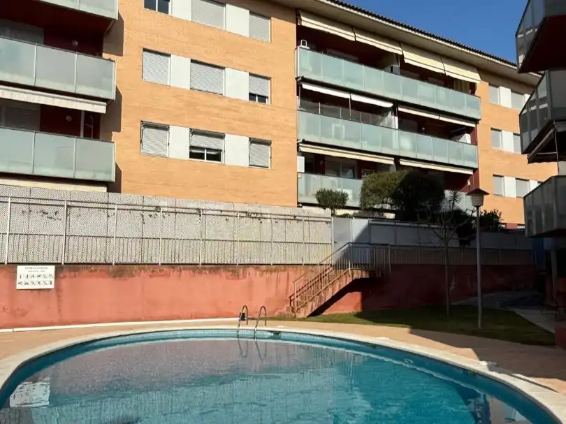 Flat for sale in Carrer Miquel Martí i Pol, 8, Sant Cebrià de Vallalta Swimming pool of Flat for sale in Sant Cebrià de Vallalta with Heating, Private garden and Terrace
