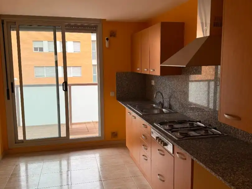 Flat for sale in Carrer Miquel Martí i Pol, 8, Sant Cebrià de Vallalta Kitchen of Flat for sale in Sant Cebrià de Vallalta with Heating, Private garden and Terrace