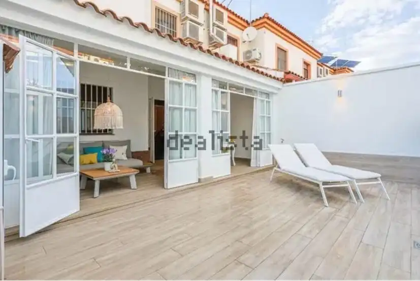 Detached homes for sale in Calle Huerta Palop, 45, Alcalá del Río Terrace of Detached homes for sale in Alcalá del Río with Air Conditioner, Heating and Private garden
