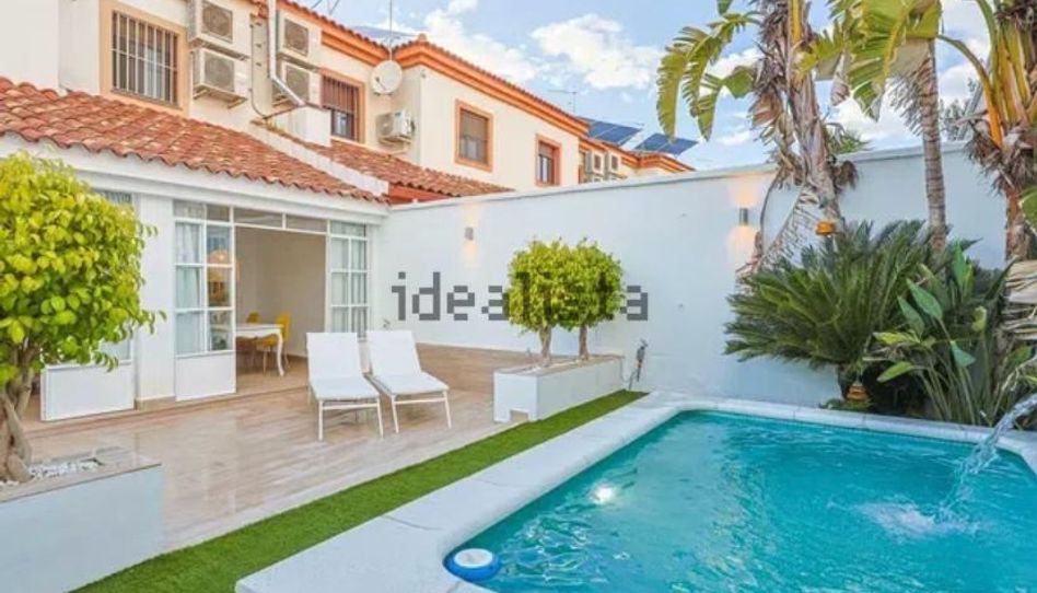 Detached homes for sale in Calle Huerta Palop, 45, Alcalá del Río, Sevilla - image 1 Photo 1 of Detached homes for sale in Calle Huerta Palop, 45, Alcalá del Río, Sevilla