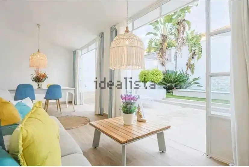 Detached homes for sale in Calle Huerta Palop, 45, Alcalá del Río Living room of Detached homes for sale in Alcalá del Río with Air Conditioner, Heating and Private garden