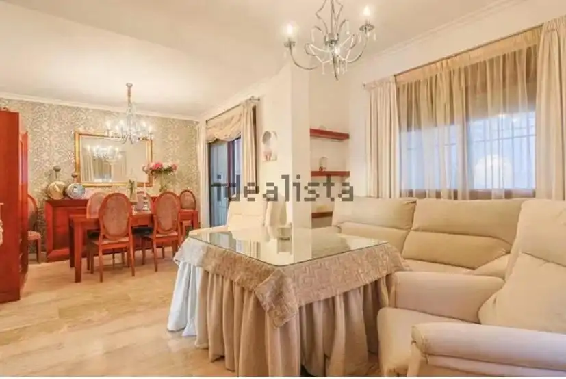 Detached homes for sale in Calle Huerta Palop, 45, Alcalá del Río Dining room of Detached homes for sale in Alcalá del Río with Air Conditioner, Heating and Private garden