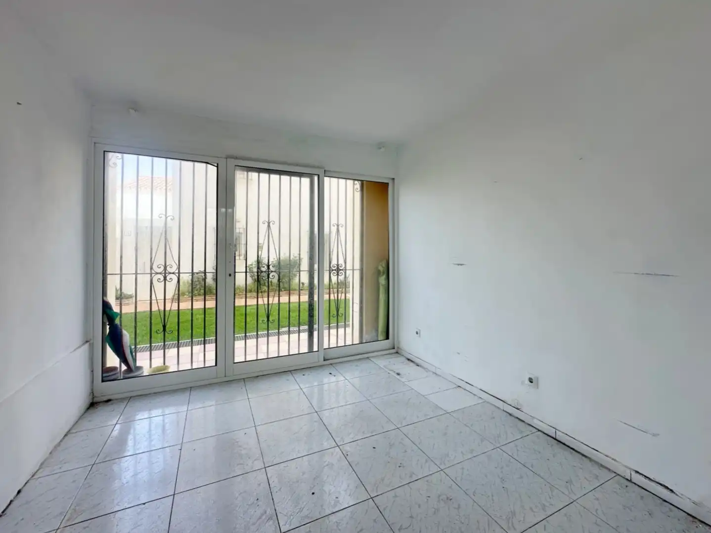 Habitación de Piso en venta en Estepona
