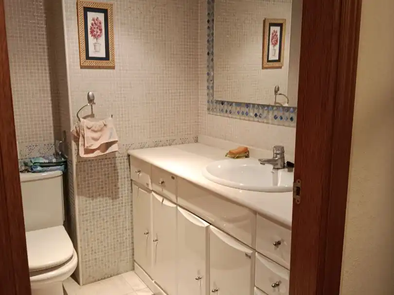 Bathroom of Attic for sale in Almería  with Air Conditioner, Heating and Parquet flooring