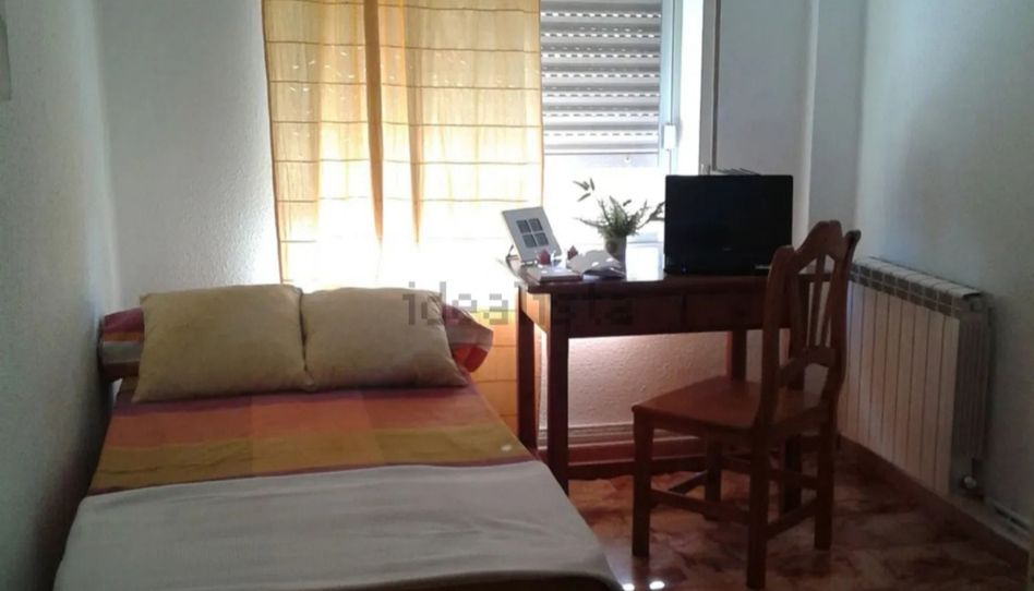 Room in Calle Lucero, 17, San Esteban - San Cristóbal, Salamanca Capital - image 1 Photo 1 of Room in Calle Lucero, 17, San Esteban - San Cristóbal, Salamanca Capital