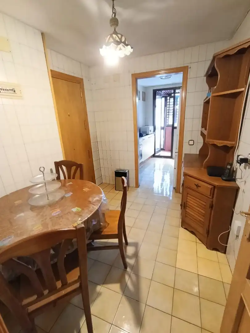 Pis en venda a Calle del Marqués de Lozoya, 21, Estrella Cuina de Pis en venda en Madrid amb Calefacció, Jardí privat i Parquet