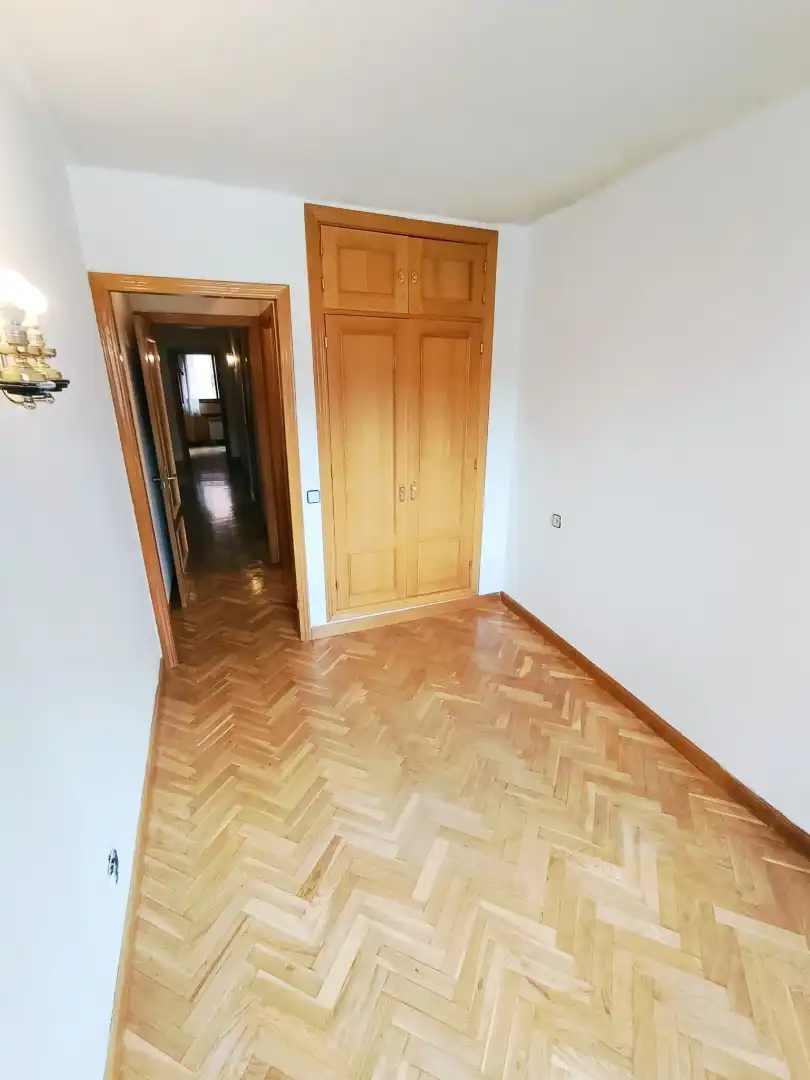 Pis en venda a Calle del Marqués de Lozoya, 21, Estrella Pis en venda en Madrid amb Calefacció, Jardí privat i Parquet