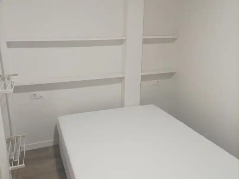 Schlafzimmer von Wohnungen zur Miete in Cuenca mit Heizung und Möbliert