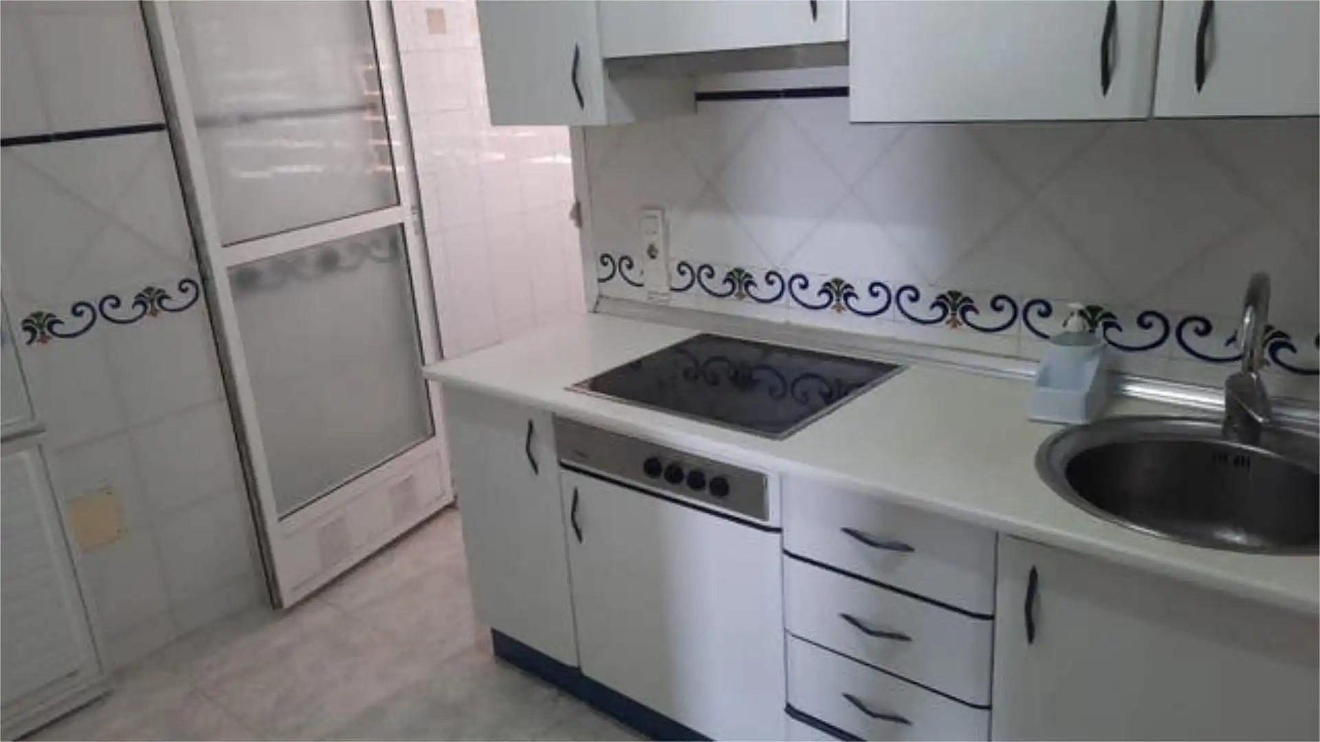 Kitchen of Apartments for rent in Almería  with Heating, Furnished and Pets allowed