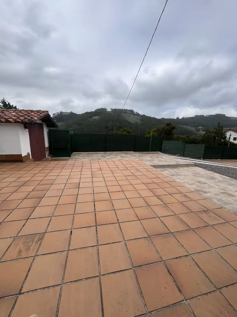 Casa o chalet en venta en Plaza Generalísimo, 3, Villaviciosa - Amandi Terraza de Casa o chalet en venta en Villaviciosa con Terraza