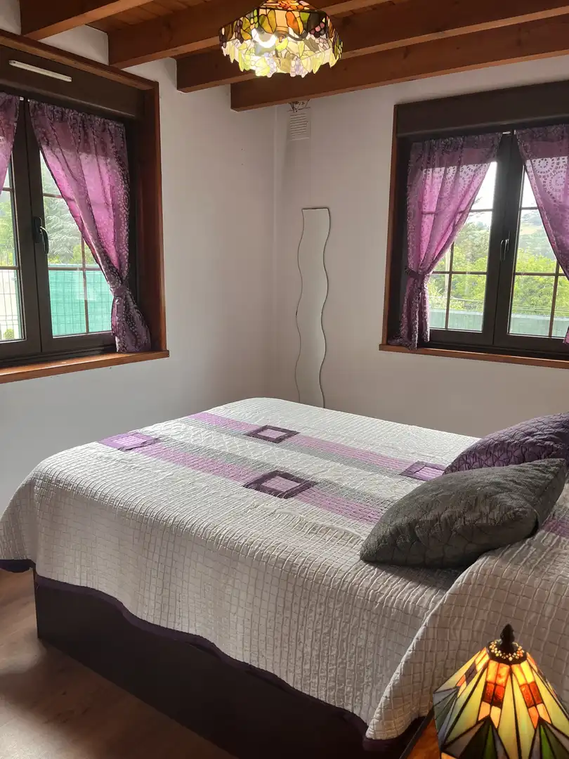 Casa o chalet en venta en Plaza Generalísimo, 3, Villaviciosa - Amandi Habitación de Casa o chalet en venta en Villaviciosa con Terraza