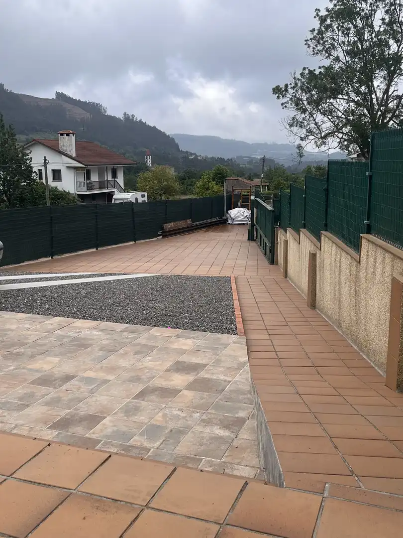 Casa o chalet en venta en Plaza Generalísimo, 3, Villaviciosa - Amandi Terraza de Casa o chalet en venta en Villaviciosa con Terraza