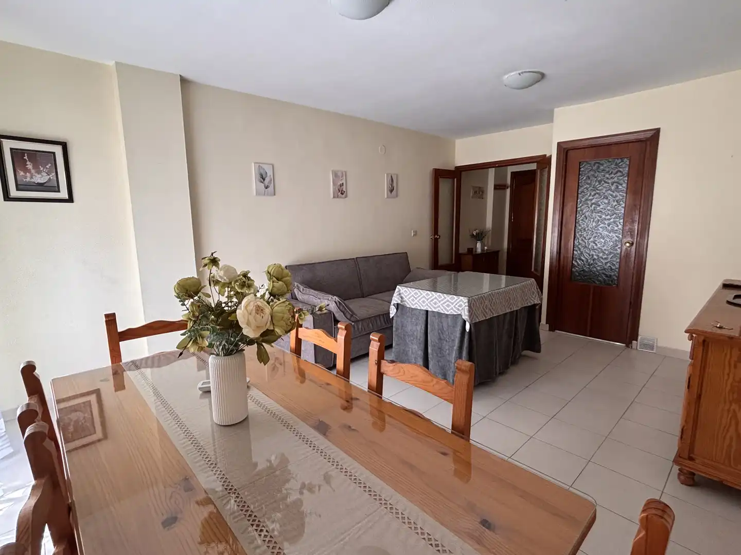 Flat for rent in Calle Salobreja, 10, Belén - San Roque Living room of Flat for rent in Jaén with Air Conditioner, Furnished and Balcony