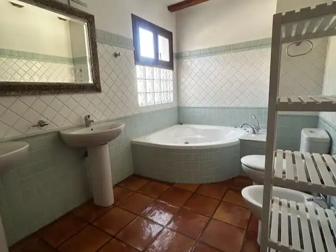 Casa o xalet de lloguer a Camino del Paellero, 32, Pinar del Advocat - Cometa Bany de Casa o xalet de lloguer en Moraira amb Aire condicionat, Calefacció i Jardí privat