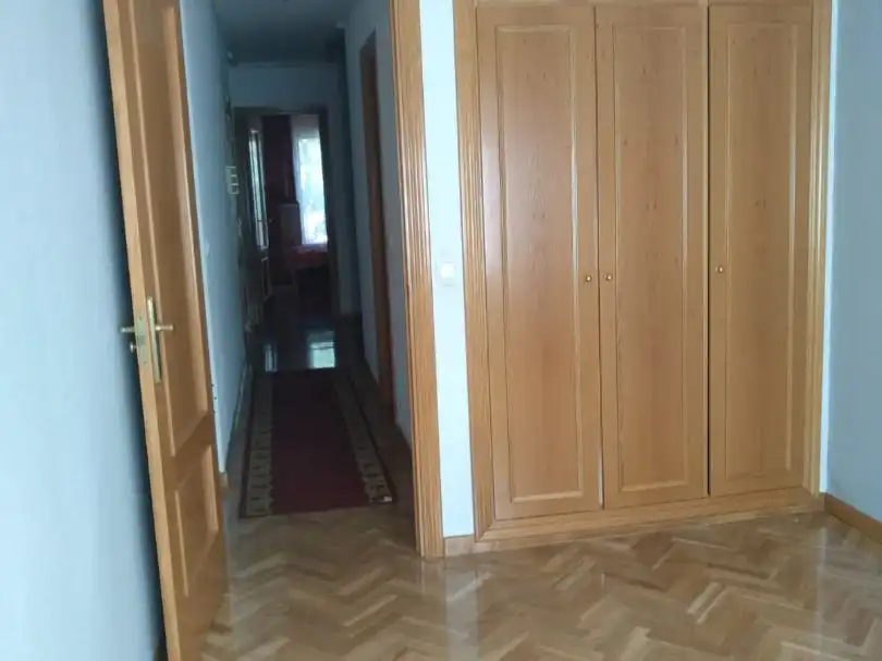 Piso de alquiler en Plaza Rollo, 1, Sur Piso de alquiler en Ávila con Calefacción, Parquet y Terraza