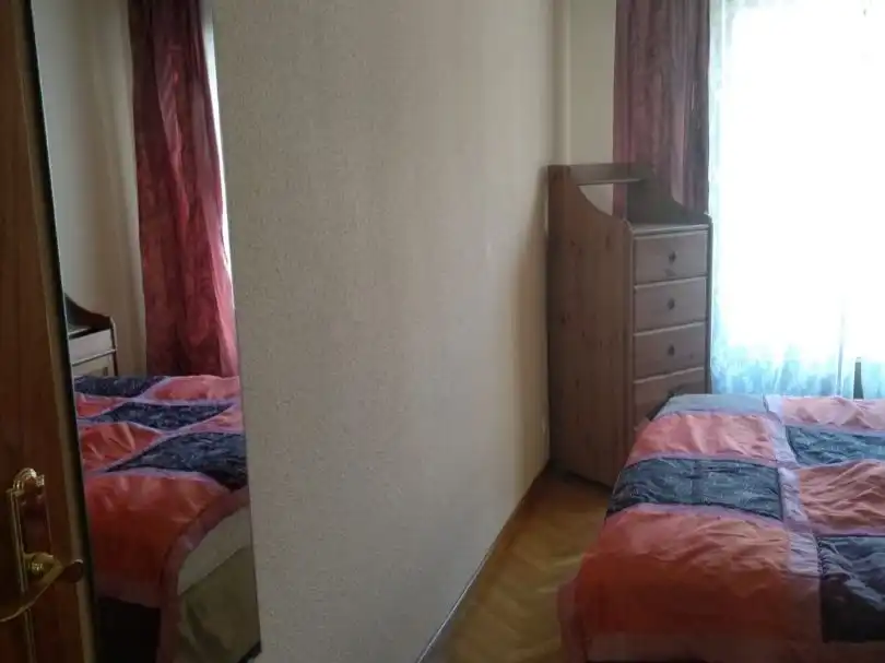 Piso de alquiler en Plaza Rollo, 1, Sur Habitación de Piso de alquiler en Ávila con Calefacción, Parquet y Terraza