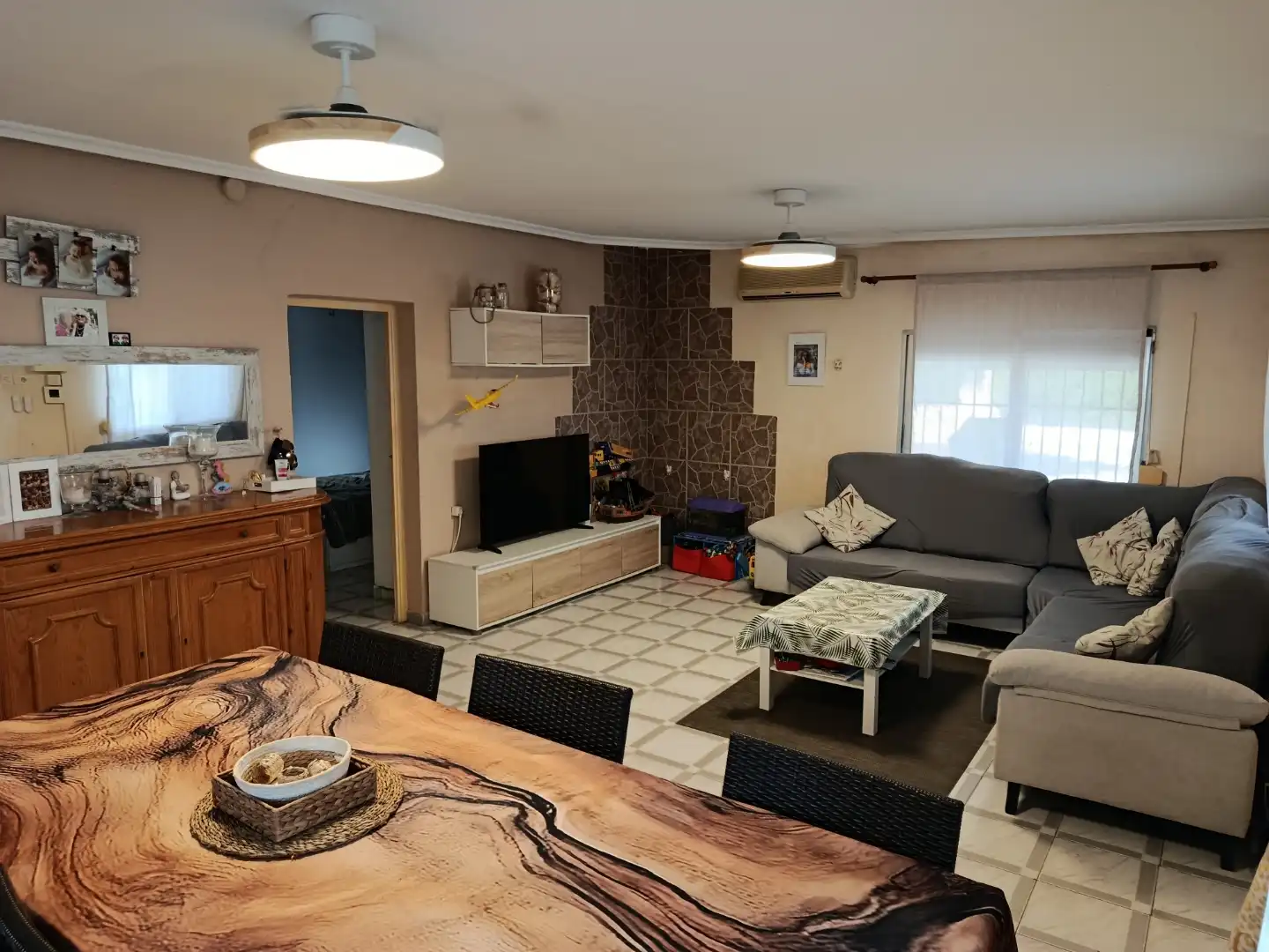 Living room of Houses for sale in Olocau  with Air Conditioner, Terrace and Swimming Pool