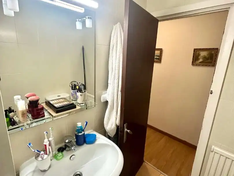 Flat for sale in Calle de Los Cabrilleros, 18, La Calzada Bathroom of Flat for sale in Gijón