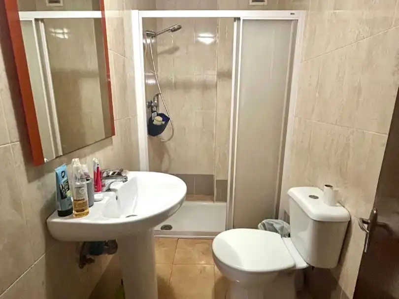 Flat for sale in Calle de Los Cabrilleros, 18, La Calzada Bathroom of Flat for sale in Gijón