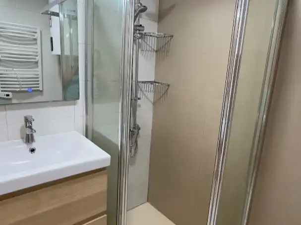 Bathroom of Apartments for rent in Murcia