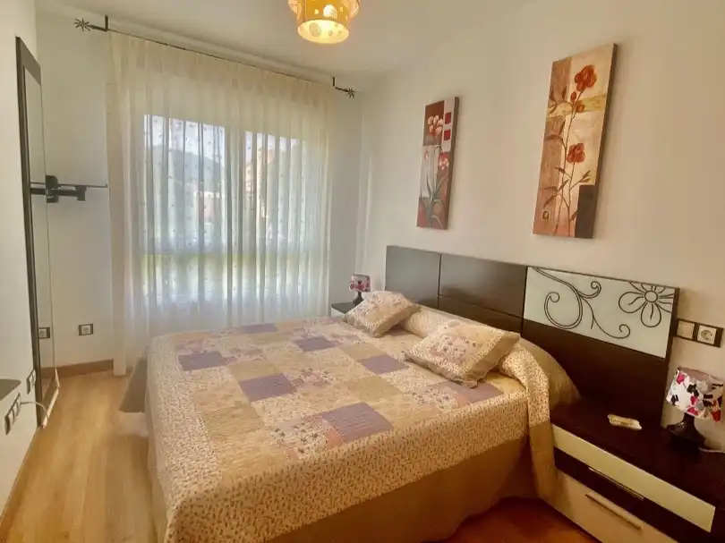 Flat for rent in Rúa Carrizo, 3, Arealonga Bedroom of Flat for rent in Vilagarcía de Arousa with Heating, Parquet flooring and Furnished