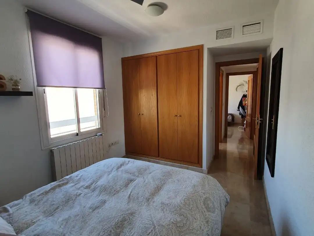 Piso de alquiler en Calle Aconcagua, 50, Camino de los Neveros - Serrallo Habitación de Piso de alquiler en Granada con Calefacción, Trastero y Piscina