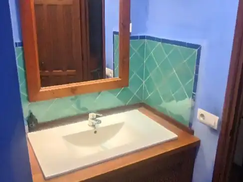 Baño de Casa adosada en venta en La Taha con Aire acondicionado, Calefacción y Trastero