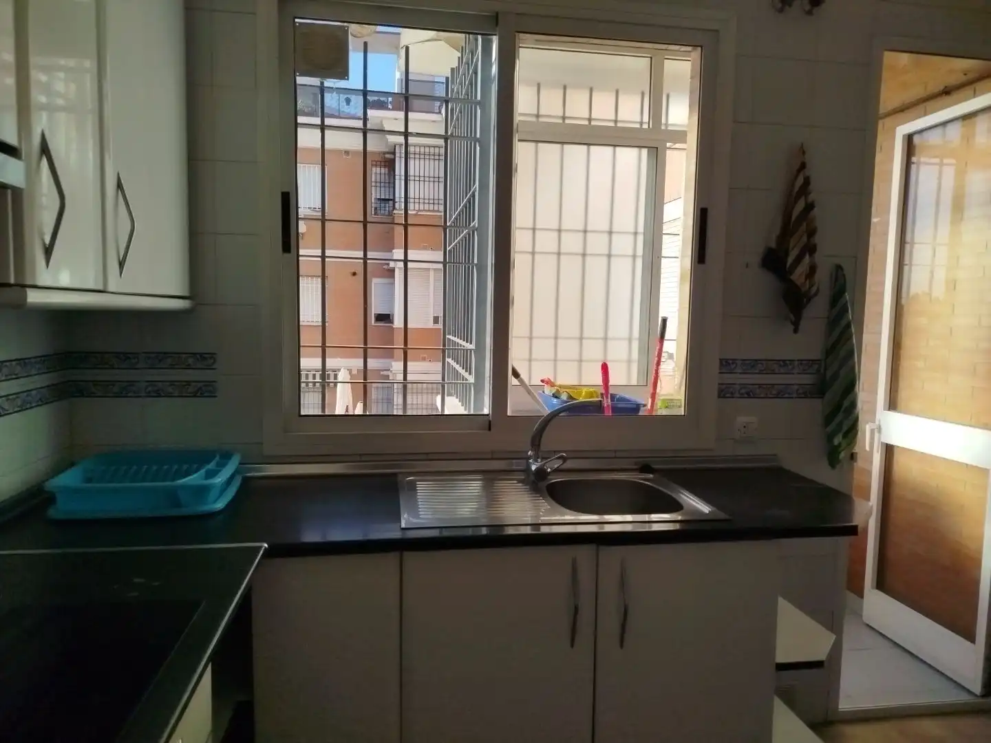 Cocina de Piso de alquiler en Sevilla con Aire acondicionado, Calefacción y Terraza