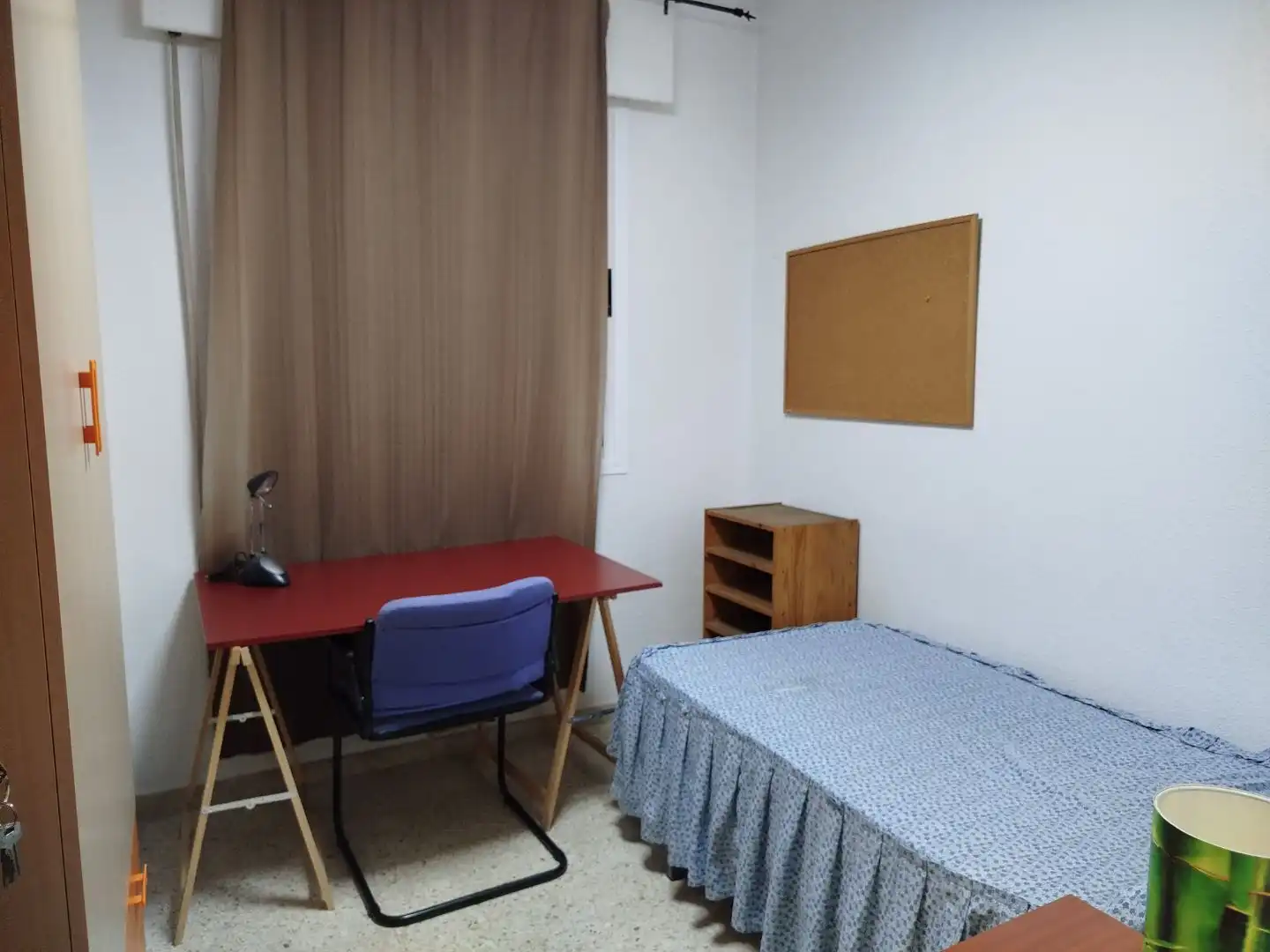Habitación de Piso de alquiler en Sevilla con Aire acondicionado, Calefacción y Terraza