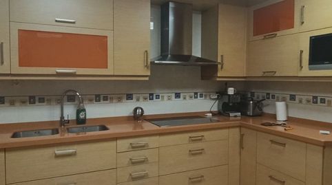 Foto 2 de Piso en venta en Avenida Da Maía, 119, Bertamirans, Ames