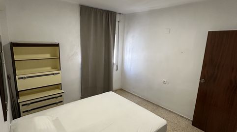 Room in Carrer N'emili Llopis, 18, Doctor Palos - Alto Palancia, Sagunto / Sagunt - image 4 Photo 4 of Room in Carrer N'emili Llopis, 18, Doctor Palos - Alto Palancia, Sagunto / Sagunt