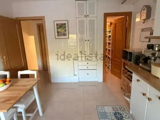 Cuina de Casa o xalet de lloguer en San Lorenzo de El Escorial amb Aire condicionat, Terrassa i Balcó
