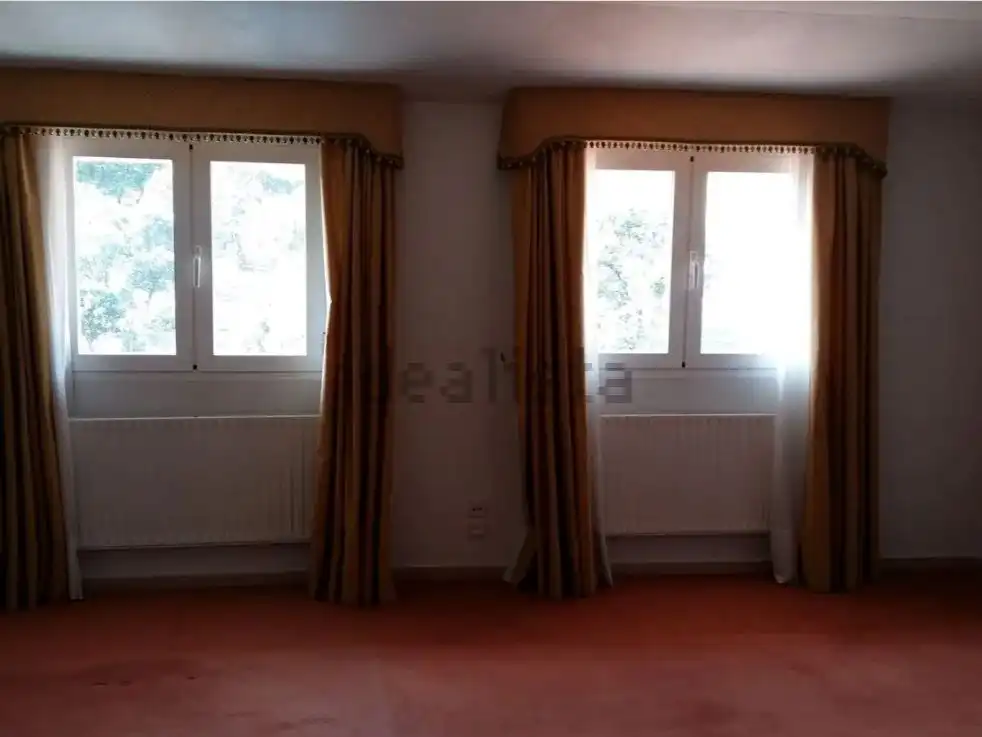 Dormitori de Casa o xalet de lloguer en San Lorenzo de El Escorial amb Aire condicionat, Terrassa i Balcó