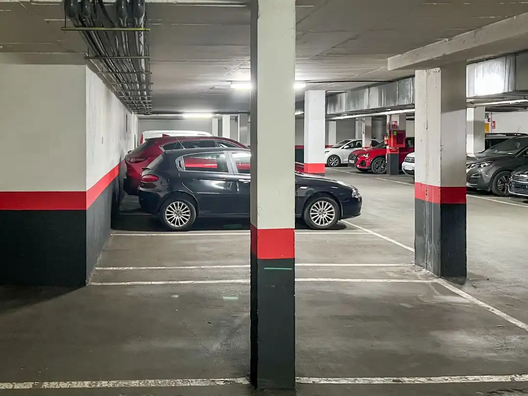 Piso en venta en Calle de Bolívar, 18, Arganzuela Parking de Piso en venta en Madrid Capital con Aire acondicionado, Terraza y Piscina