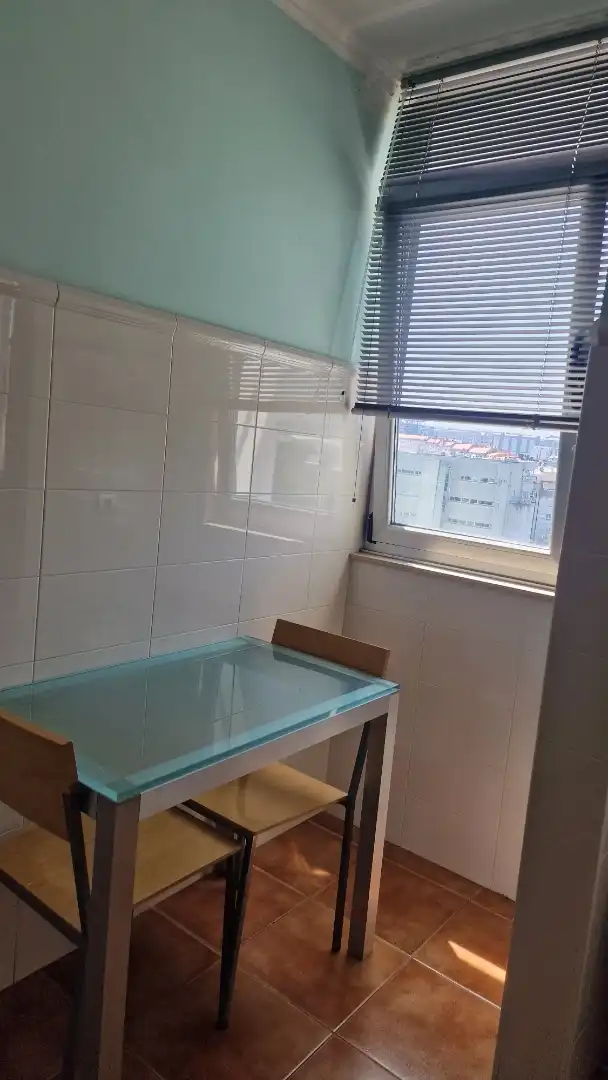 Piso de alquiler en Rúa dos Pensamentos, 4, Someso - Matogrande Cocina de Piso de alquiler en A Coruña Capital con Calefacción, Parquet y Amueblado