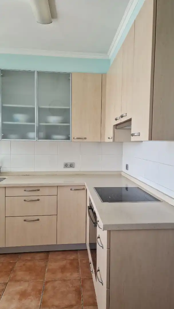 Piso de alquiler en Rúa dos Pensamentos, 4, Someso - Matogrande Cocina de Piso de alquiler en A Coruña Capital con Calefacción, Parquet y Amueblado