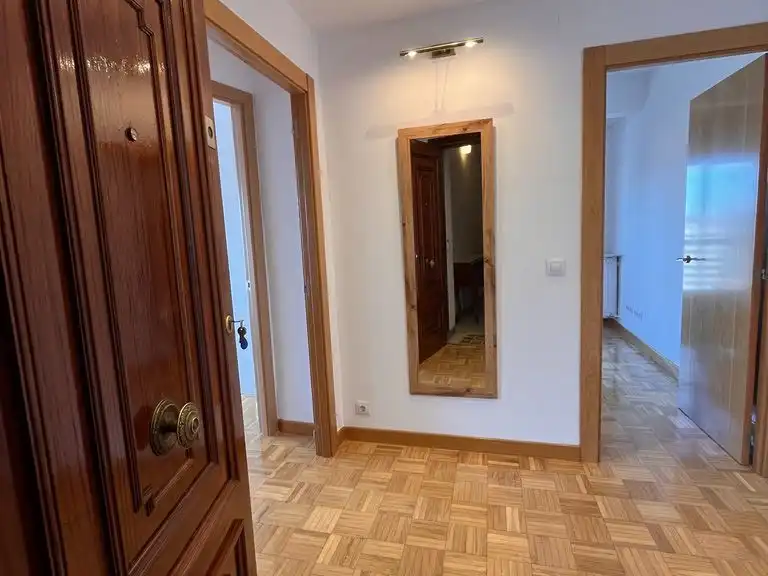 Zimmer in Avenida de las Tres Cruces, 28, Las Viñas