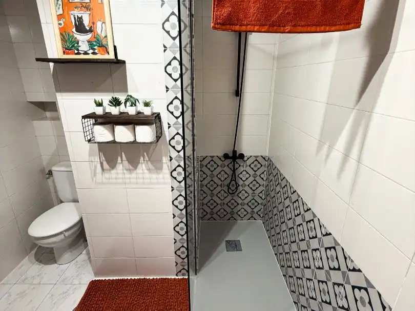 Piso de alquiler en Calle de La Coruña, 6, Centro Baño de Piso de alquiler en Ferrol con Calefacción, Parquet y Amueblado