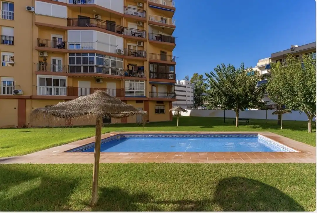Swimming pool of Flat for rent in Torremolinos  with Air Conditioner, Private garden and Terrace