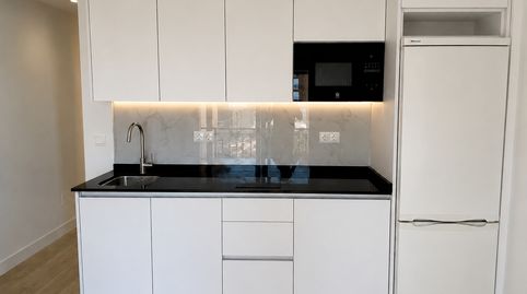 Photo 3 of Flat for rent in Calle de la Playa, 34, Playamar - Benyamina, Torremolinos