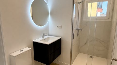 Photo 4 of Flat for rent in Calle de la Playa, 34, Playamar - Benyamina, Torremolinos
