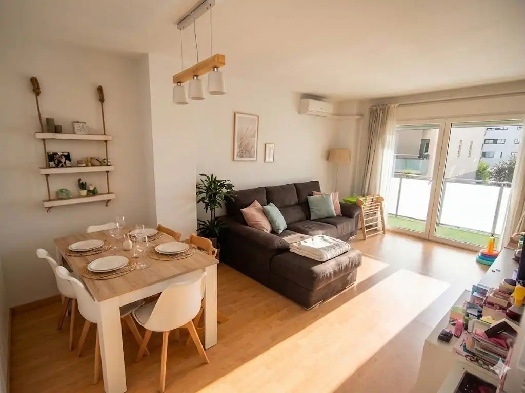 Living room of Flat for sale in Sant Just Desvern  with Air Conditioner, Terrace and Swimming Pool