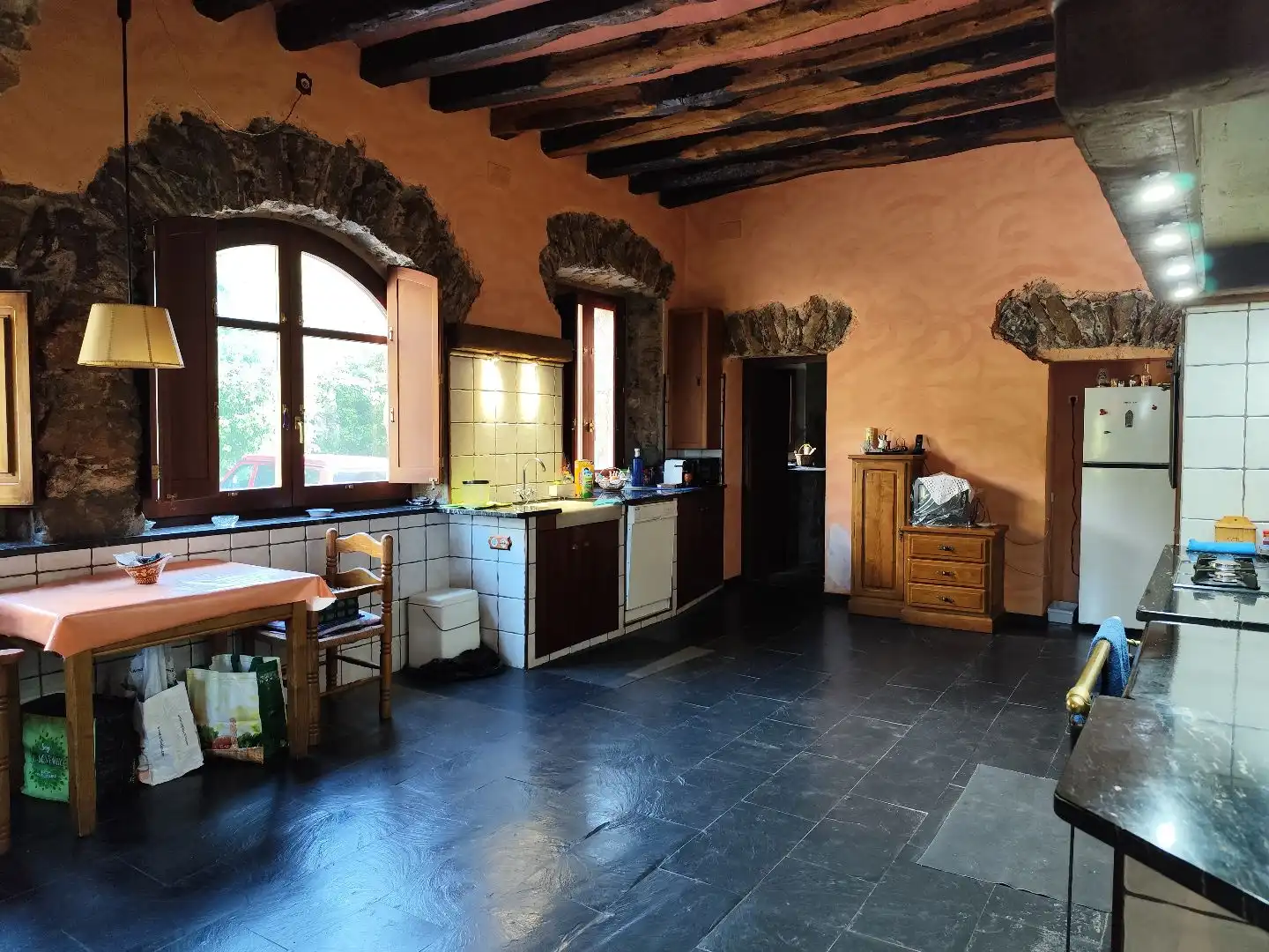 Wohnung zum Verkauf in Carrer Prat de l'Om, 5, Vallfogona de Ripollès Küche von Wohnung zum Verkauf in Vallfogona de Ripollès mit Heizung, Privatgarten und Abstellraum