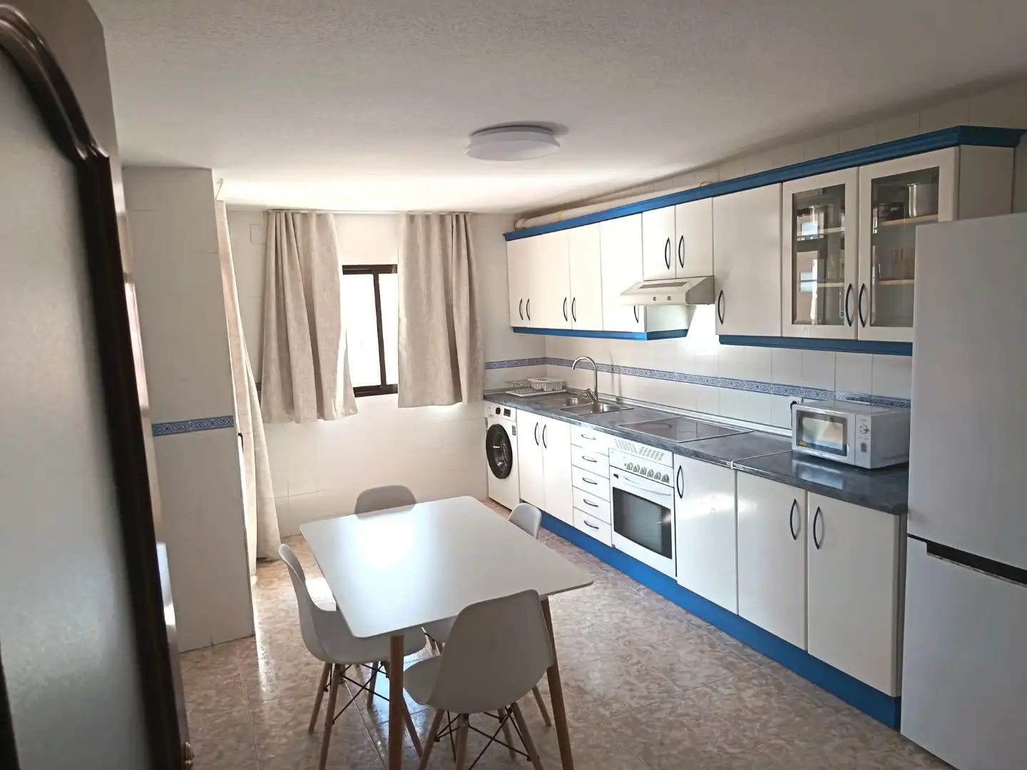 Habitació a Avenida Francisco Aguirre, 196, El Pilar - La Estación