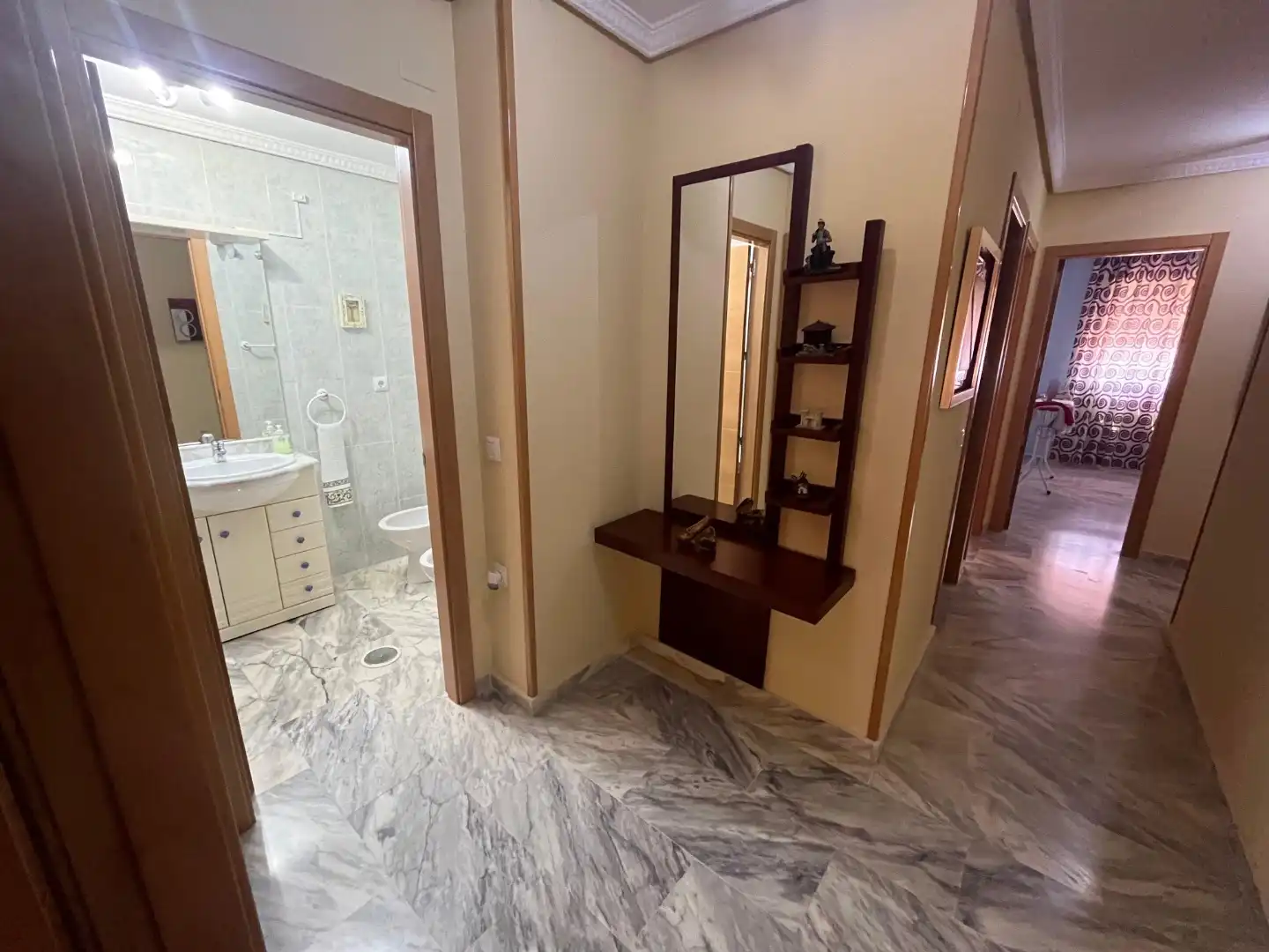 Baño de Piso de alquiler en Badajoz con Aire acondicionado, Terraza y Amueblado